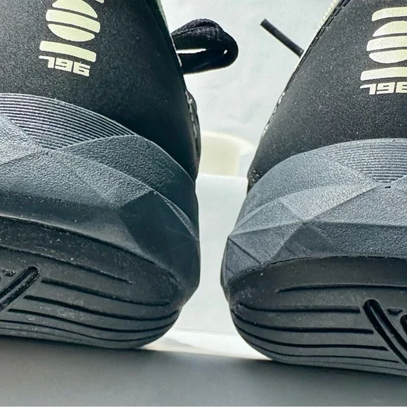 New Balance Fuel Cell Black and Gray court shoes - Picture 8 of 12